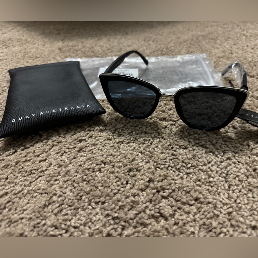 Quay Australia Womens My Girl Cat Eye Sunglasses Black Smoke Oversized 126